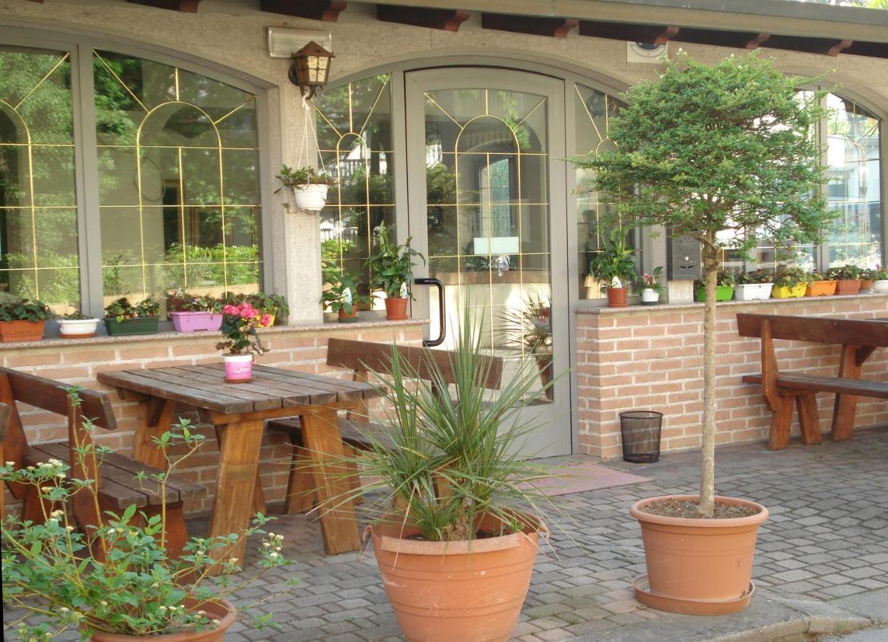 La Quercia Otel Lignano Sabbiadoro Dış mekan fotoğraf